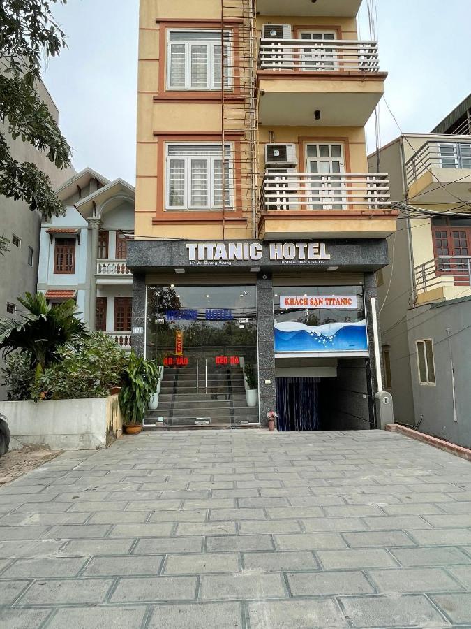 Titanic Hotel Hanoi Exteriör bild